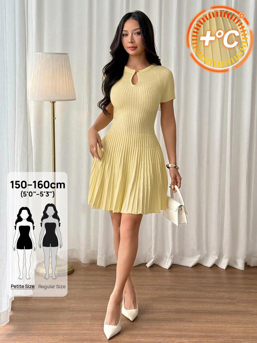 SHEIN PETITE فستان أصفر أنيق وبسيط بتصميم A-خط محبوك للنساء الصغيرات - مثالي للتنقل اليومي. - أصفر - مشاهدة 1