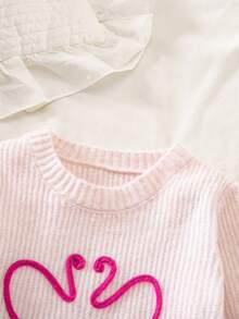 SHEIN Genkimix Kids 女童撞色花卉刺繡針織兩件套，圓領長袖毛衣 + 喇叭長褲，甜美休閒針織套裝 - 淺粉色 - 查看 4