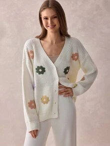 SHEIN ملابس نسائية كارديجان محبوك بنقشة زهرة الأقحوان & بنطلون واسع الساق طقم متناسق - كريم - مشاهدة 5