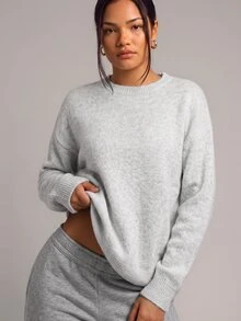 YARNWELL Women's Solid Color Round Neck Long Sleeve Sweater For Autumn/Winter - Grey - View 4