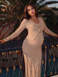 MaterniChic Maternity Autumn Elegant 3D Floral Decor Top And Skirt 2 Pieces Set - Khaki - View 1