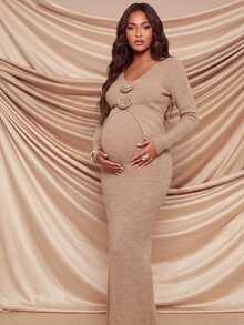 MaterniChic Maternity Autumn Elegant 3D Floral Decor Top And Skirt 2 Pieces Set - Khaki - View 3