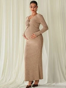 MaterniChic Maternity Autumn Elegant 3D Floral Decor Top And Skirt 2 Pieces Set - Khaki - View 6