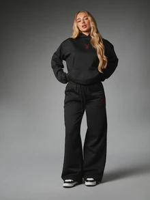 Missguided x Playboy Wide Leg Sweatpants With Rhinestone Bunny Logo And Script Print Elastic Drawstring Waist Side Pockets Casual Everyday Style Halloween - Black - View 3