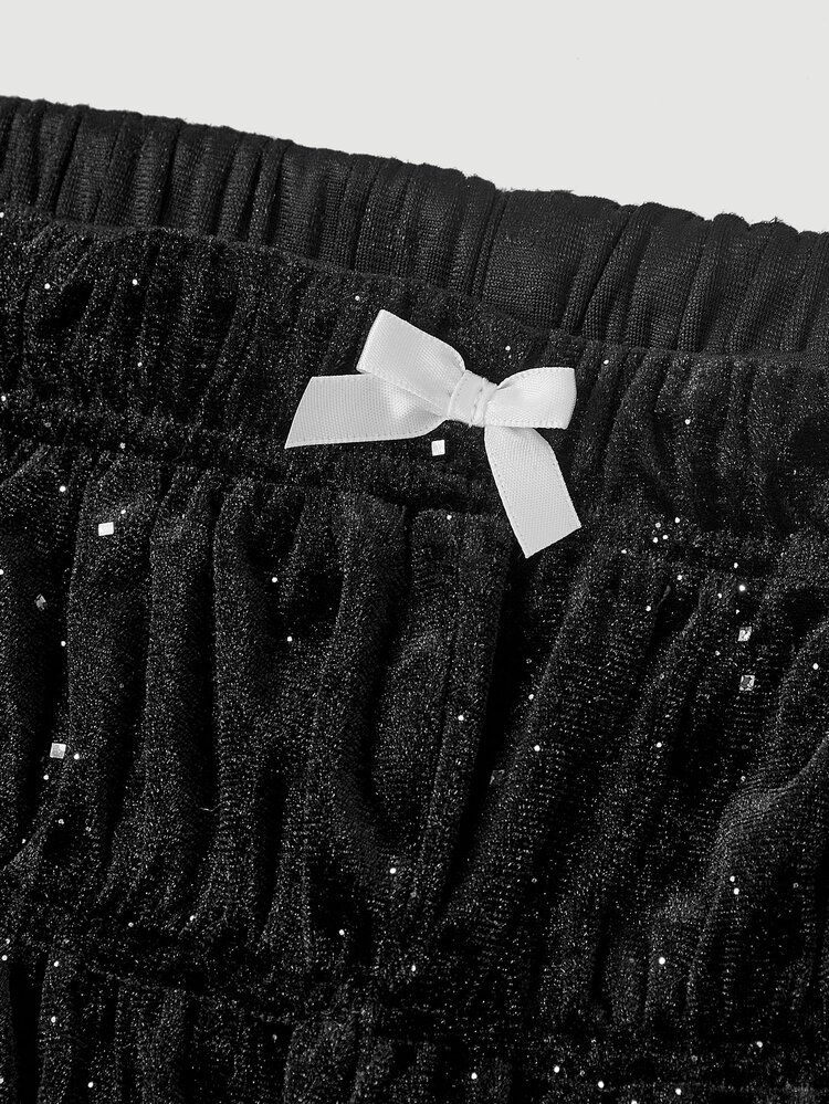 SHEIN MOD Plus Size Vintage Black Velvet Rhinestone Shorts, Sweet Girl Holiday Outfit, Halloween Outfit, - Black - View 3
