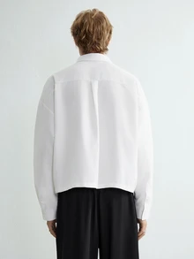 Sonviro PAVTROS Men's White Button-Down Long Sleeve Shirt With Chest Pocket & Label Detail, Boxy Cropped Fit - White - View 2