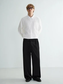 Sonviro PAVTROS Men's White Button-Down Long Sleeve Shirt With Chest Pocket & Label Detail, Boxy Cropped Fit - White - View 5