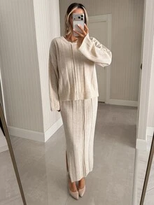 SHEIN Women's Wear Cream Textured Knit Sweater & Midi Skirt Co-Ord Set - كريم - مشاهدة 5