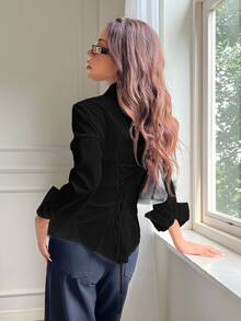 SHEIN EZwear 100%純棉休閒百搭款前鈕扣後收腰修身長袖襯衫，適合秋冬穿著 - 黑色 - 查看 4