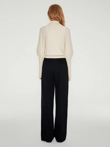 ATUI Studio Elegant Minimalist Solid Color Turtleneck Sweater, Autumn/Winter Office Beige - Apricot - View 3