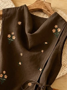 SHEIN Franclia 女款花卉刺繡圖案休閒百搭日常穿著上衣 - 棕色 - 查看 3