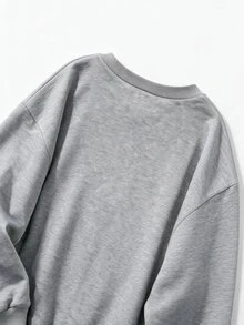 GlowEve CURVE Sweatshirt Longgar Wanita Abu-abu Leher V dengan Pita Mutiara, Model Santai dan Lembut, Ukuran Plus - Grey - View 7