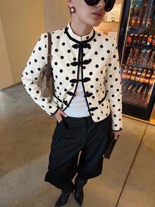 Siren Gaze Autumn/Winter New Vintage Royal Style Short Jacket For Women - Apricot - View 9