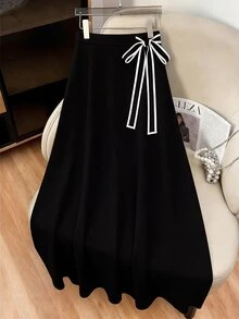 GlowEve CURVE Plus Size Women's Spring/Summer Classic Black And White Color Block Minimalist Fashion A-Line Belted Thin Skirt, Versatile For Dating, Shopping, Commuting And Daily Wear - Black and White - View 3