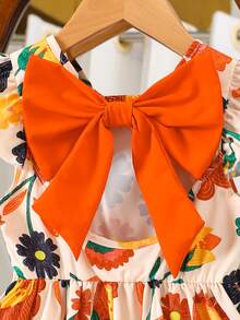SHEIN Elladie kids 女童（小号）春夏新款休闲时尚连衣裙，彩色花卉数码印花图案，圆领无袖荷叶袖，露背蝴蝶结装饰，腰部褶皱荷叶边下摆，适合年轻女孩穿着，可爱、舒适、优雅，适合日常、上学、外出、聚会、度假等场合。 - 彩色 - 查看 11