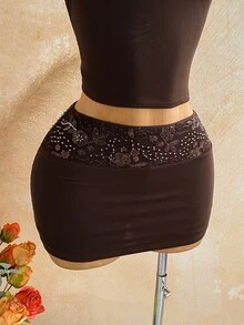 Soleia Setelan Seksi 2 Potong Wanita: Atasan Tank Top Halter Motif Bunga Berpayet dan Rok Bodycon - Coklat - View 7