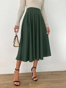 SHEIN تنورة كاجوال بقصة A-Line مطوية بلون موحد للمقاسات الصغيرة - أخضر عسكري - مشاهدة 3