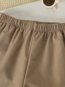 SHEIN 2件組小男孩學院風套裝，經典馬圖案假兩件領口條紋套頭衫與卡其褲休閒正裝套裝，秋季套裝 - 綠色 - 查看 5