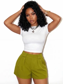 Zolique Women's Casual Everyday Commute Solid Color Pleated Slant Pocket Shorts, Belt Not Included - Green - View 6