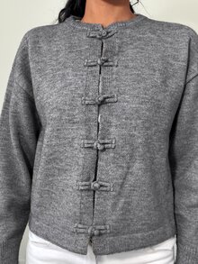 Elenzga Cardigan Wanita Gaya Cina Vintage dengan Kancing Katak, Warna Polos - Grey - View 5