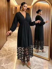 SHEIN Lady CURVE Plus Size Elegant 3D Floral Decor Mesh Patchwork Dress Party Formal Evening Black Spring - Black - View 3