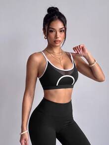 Dewbera Dewbera Bra Olahraga Wanita Motif Jala Patchwork Warna Kontras Hitam Putih untuk Latihan di Gym, Musim Panas, Musim Gugur, dan Pilates. - Hitam dan Putih - View 4