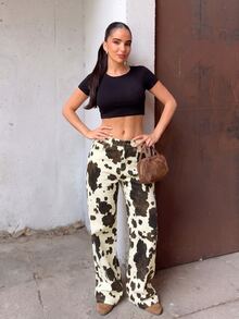 Marta Soriano Women's All-Over Print Pocket Casual Versatile Wide Leg Jeans - Multicolor - View 4