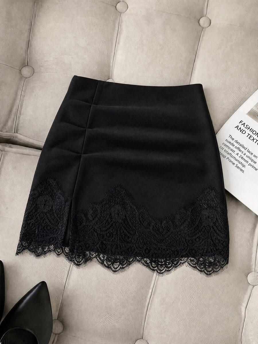 Elamini Autumn/Winter New American Minimalist Black Suede-Like Fitted Lace Patchwork Anti-Exposure Mini Skirt, Casual Street Style - Black - View 1