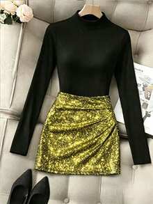 GlowEve Fall Clothes FOR WomenWomen's Solid Color Pleated Shiny Fashion Short Skirt - Gold - View 5
