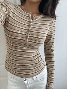Livesso Autumn Blue And White Stripe And Crew Neck Short Sleeve Solid Color Loose Casual Drop Shoulder All-Match Versatile Women's T-Shirt Brunch - Khaki - View 1