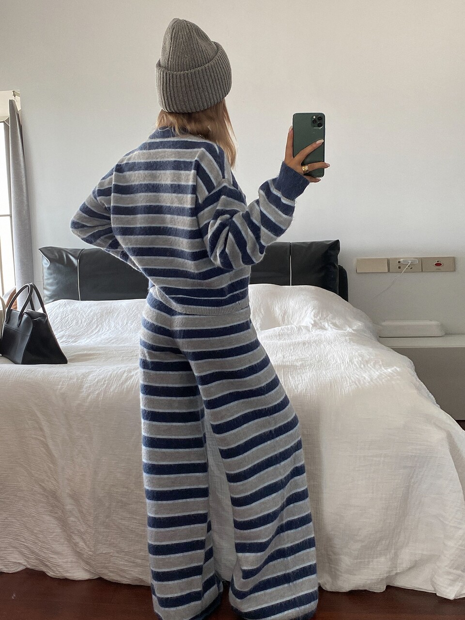 Women's Striped Drop Shoulder Long Sleeve Sweater And Knitted Pants Casual Set