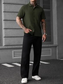 Manfinity CasualCool 男士純色短袖單排扣襯衫，街頭風，休閒，夏季 - 綠色 - 查看 7