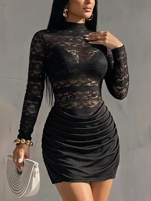 Olia Maree Gaun Pendek Semi-Transparan Renda Hitam untuk Wanita - Hitam - View 3
