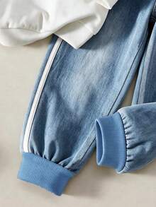 2pcs Young Boy 4-7Y Streetwear California Letter Number Faux Denim Print Colorblock Crew Neck Drop Shoulder Long Sleeve Unlined Sweatshirt Joggers Set - Blue - View 5