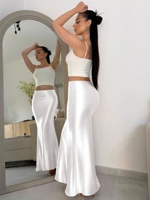 Vassilux Women's White Pleated Fishtail Skirt, Elegant - White - View 3