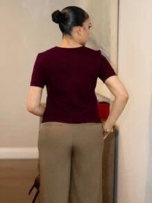 Melissa Matos 女士纯色金属单排扣短袖休闲薄款开衫，秋冬 - 酒紅色 - 查看 2