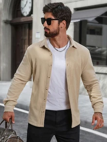 Manfinity CasualCool 男士长袖翻领衬衫，纯色抓绒卡其色休闲上衣，秋冬季，男友礼物；男士针织纽扣米色衬衫，休闲香槟色，复古绅士风，适合日常休闲、周末旅行、户外活动、探险旅行、轻松的工作环境或半正式场合，男友/丈夫礼物，周年纪念/生日礼物，派对、圣诞节、新年、婚礼礼物 - 卡其色 - 查看 1