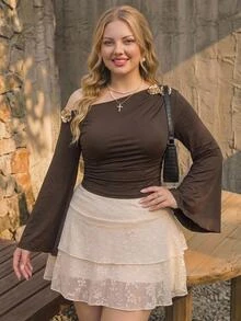 SHEIN MOD Plus Size Brown Asymmetrical Shoulder Bell Sleeve T-Shirt, Elegant Versatile Top, Daily Commute Outfit - Brown - View 8