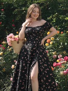 SHEIN MOD Gaun Vintage Hitam Ukuran Besar dengan Bahu Terbuka, Lengan Mengembang, Detail Kerut di Bagian Dada, dan Belahan Samping, Motif Bunga Kecil, Pakaian Liburan Romantis, Gaun Musim Gugur/Musim Dingin - Hitam - View 8