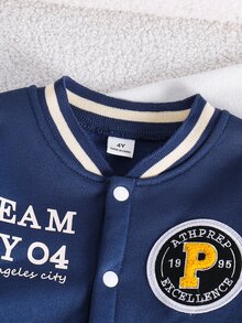 SHEIN Genkimix Kids 幼童男孩 2件組字母與徽章圖案拼色大學夾克外套與運動長褲套裝，休閒飛行夾克，適合上學、旅行、秋冬穿著 - 藍色 - 查看 4