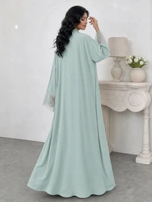 Yasmyna Set Jubah Wanita 2 Potong Kasual Longgar Elegan dengan Hiasan Renda - Mint Green - View 2