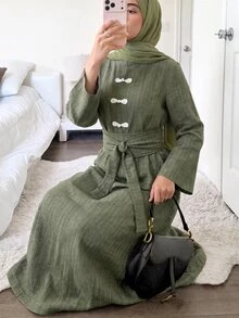 Solavon Gaun Bergaris Hijau Elegan Serbaguna untuk Sehari-hari, Desain Baru, Gaya Cina Modern, Kancing Katak, Ikat Pinggang, Ramping - Hijau Tentara - View 2