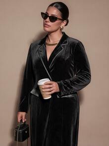 SHEIN BAE CURVE Plus Size Women's Black Velvet Long Blazer - Black - View 10