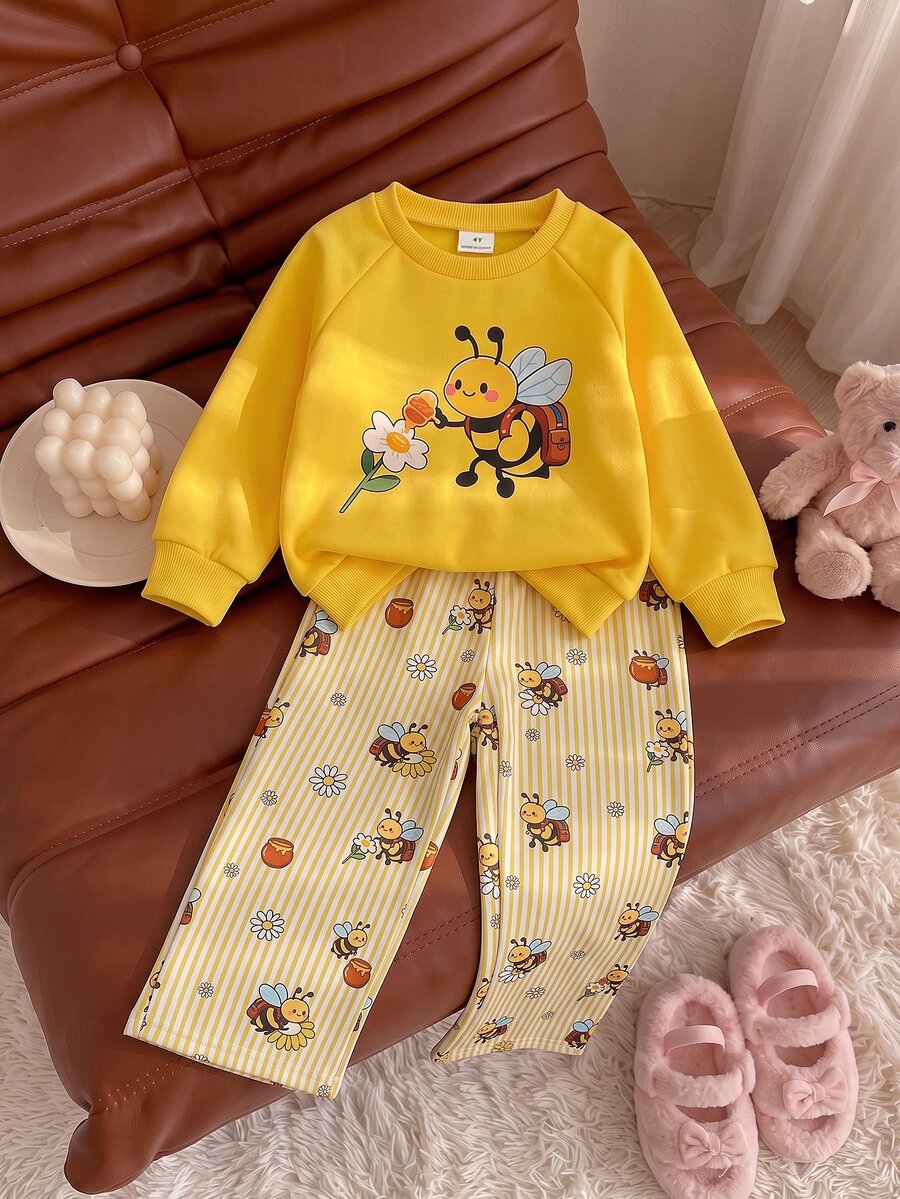 SHEIN Playful Pals 2件組女童套裝,可愛卡通蜜蜂印花圓領衛衣與條紋蜜蜂花卉印花長褲套裝,休閒秋季日常兒童服飾 - 黃色 - 查看 1
