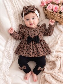 SHEIN Newborn Spring/Autumn Black And White Leopard Print Heart Print Top With Bow Knot Decor Pure Black Long Pants 2 Pieces Set Suitable For Outings, Sports - Coffee Brown - View 4
