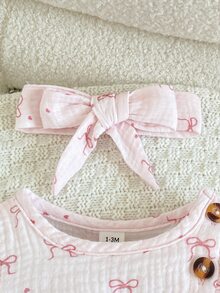 SHEIN Playful Pals 1件新生女嬰0M-6M粉色蝴蝶結印花連身衣，附荷葉邊與鈕扣裝飾，長袖輕量連身套裝，日常穿著，春秋款 - 粉色 - 查看 7