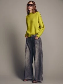 MOTF PREMIUM ATASAN RAJUT LONGGAR BERLEHER SEMI-TINGGI DENGAN DEKORASI KANCING - Mustard Yellow - View 5