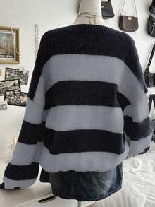 Lalippa Sweater Rajut Longgar Bergaris Lengan Panjang Leher V Bahu Jatuh untuk Wanita, Natal - MultiWarna - View 2