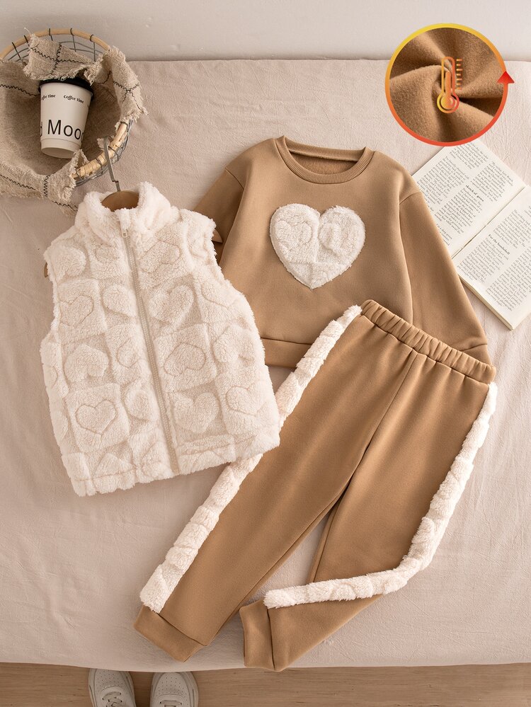 3pcs/Set Girls Winter Outfit New Style Set Round Neck Ribbed Long Sleeve Front Heart Patch Embroidery Sweatshirt Casual Sweatpants With Tapered Cuffs Side Fur Patchwork Pants Heart Jacquard Fleece Sleeveless High Neck Zip-Up Vest - Khaki - View 5
