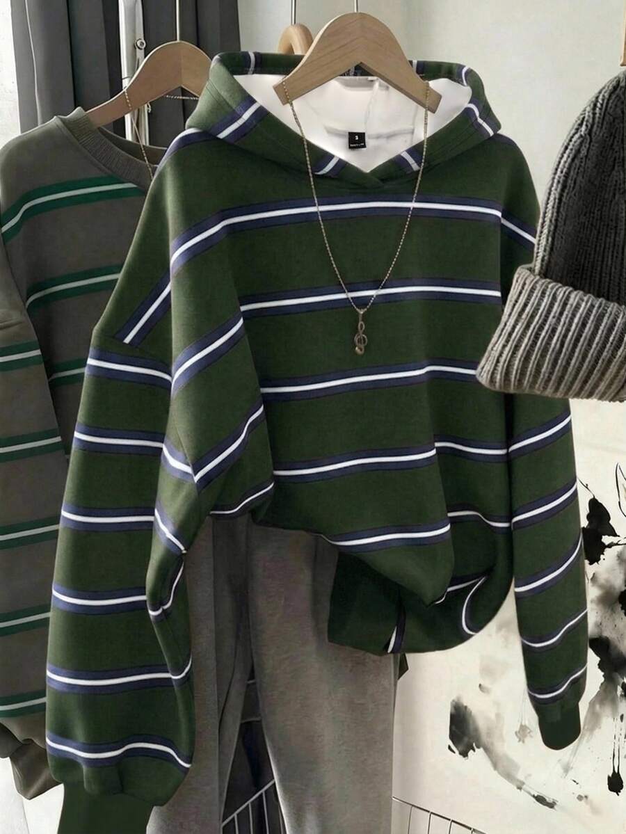 SHEIN EZwear 韓式時尚百搭彩色條紋圖案運動衫,適合外穿、攝影、露營、秋冬、返校,女款標準圓領 - 彩色 - 查看 1